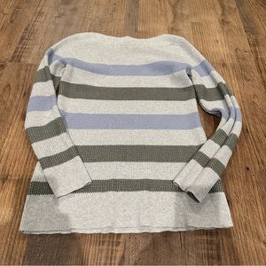Market and spruce sweater